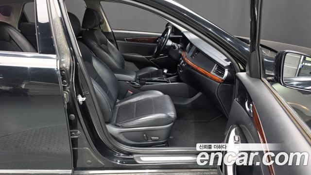 Kia K7 2016 — photo 16