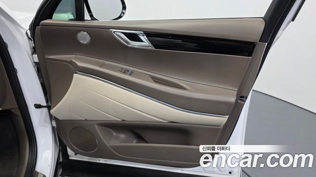 Genesis GV80 2023 — photo 15