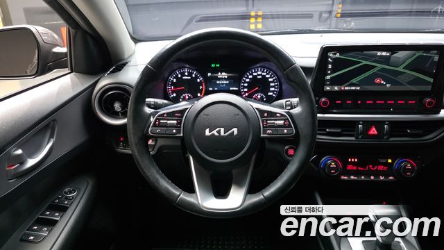 Kia K3 2022 — photo 19