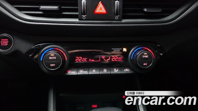 Kia K3 2022 — photo 23