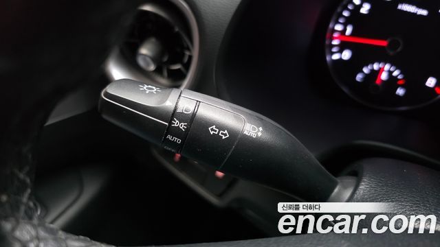 Kia K3 2022 — photo 29