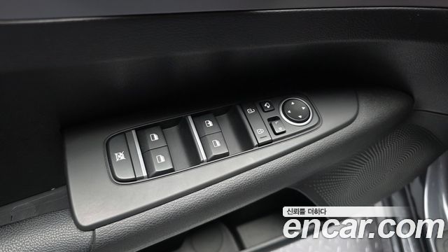Kia K3 2022 — photo 32