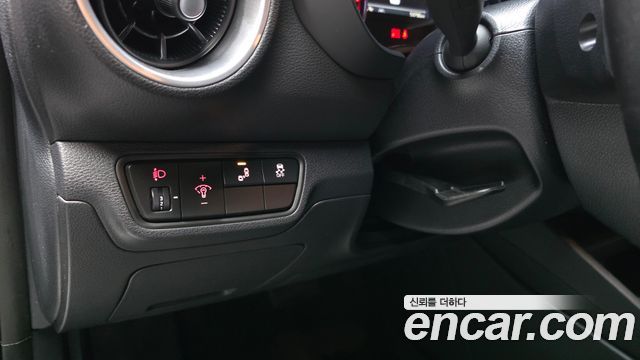 Kia K3 2022 — photo 33