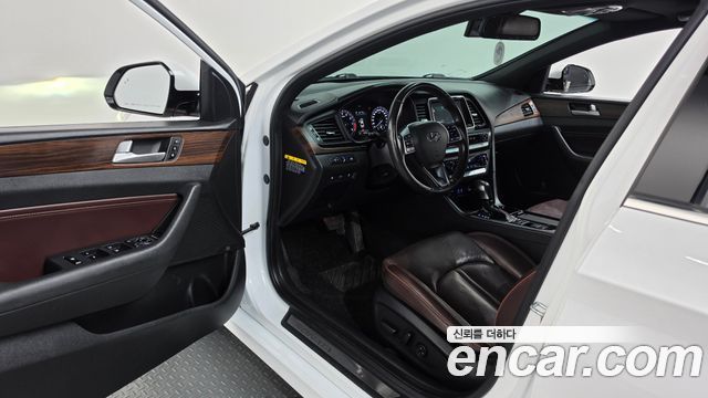 Hyundai Sonata 2018 — photo 13