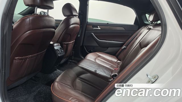 Hyundai Sonata 2018 — photo 17