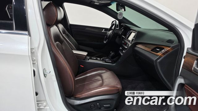 Hyundai Sonata 2018 — photo 16