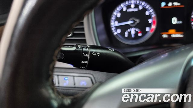 Hyundai Sonata 2018 — photo 29