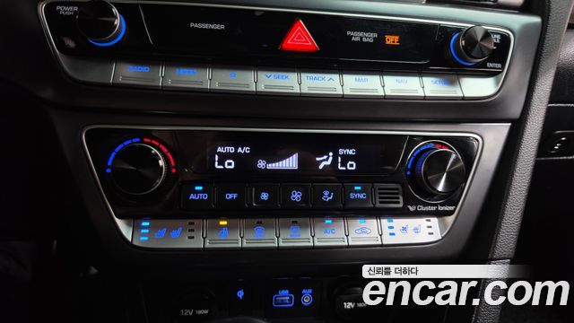 Hyundai Sonata 2018 — photo 31