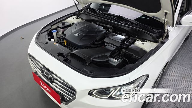 Hyundai Grandeur 2017 — photo 6