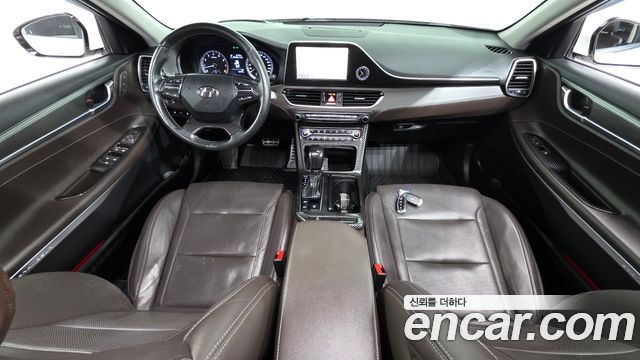 Hyundai Grandeur 2017 — photo 10