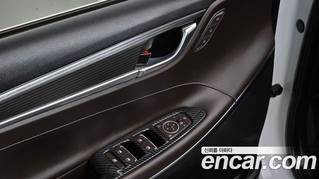 Hyundai Grandeur 2017 — photo 22