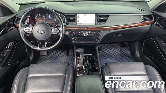 Kia K7 2016 — photo 10