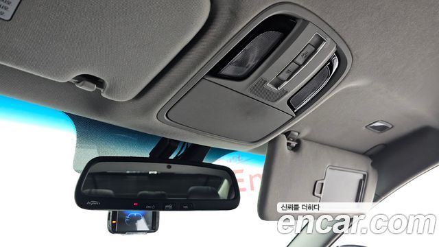 Kia K7 2016 — photo 25