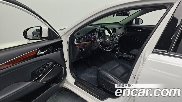 Kia K7 2016 — photo 16