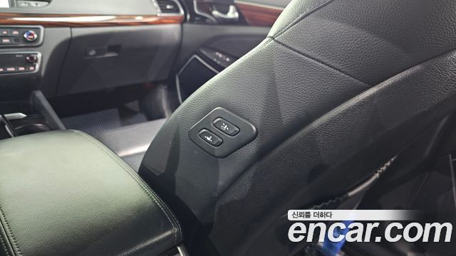 Kia K7 2016 — photo 27