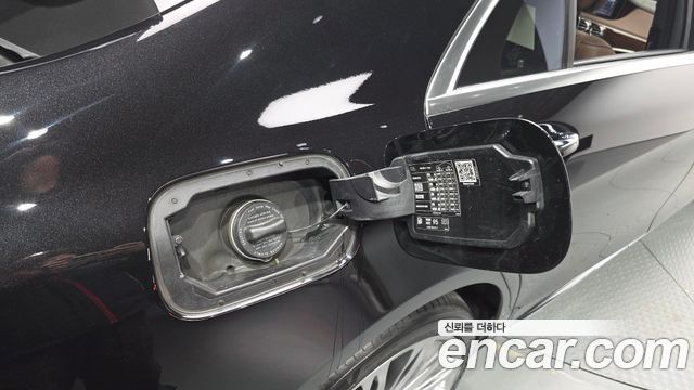 Mercedes-Benz S-Class 2018 — photo 38