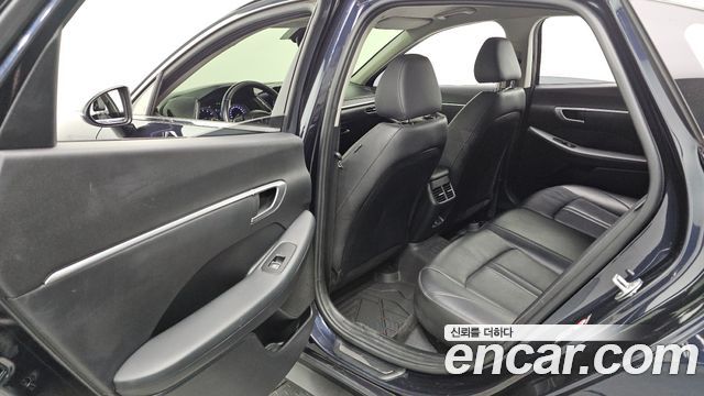 Hyundai Sonata 2020 — photo 16