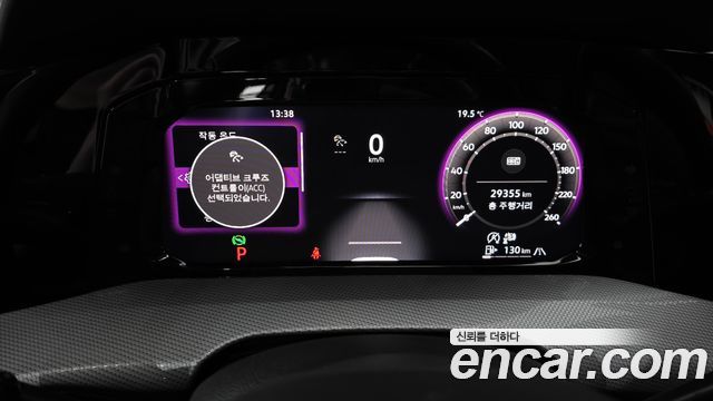 Volkswagen Golf 2025 — photo 11