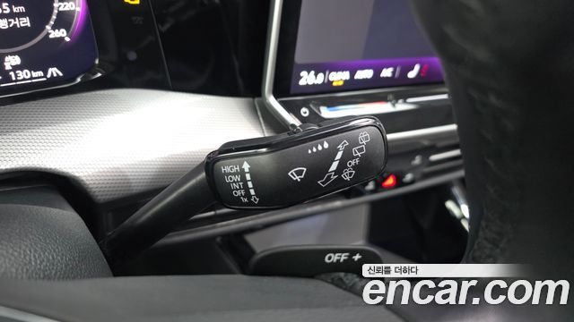 Volkswagen Golf 2025 — photo 30