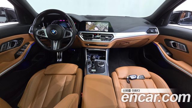 BMW 3-Series 2022 — photo 10