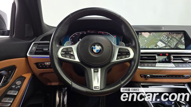 BMW 3-Series 2022 — photo 19