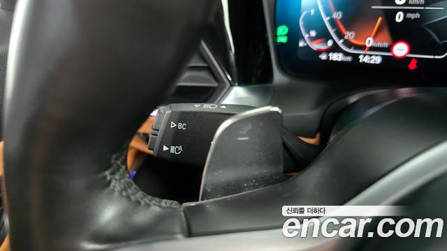 BMW 3-Series 2022 — photo 28