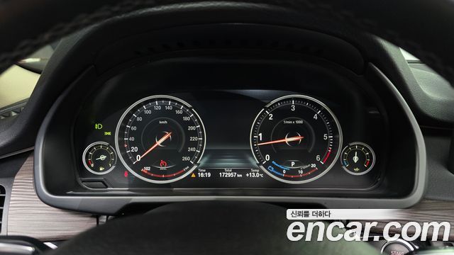 BMW X5 2018 — photo 11