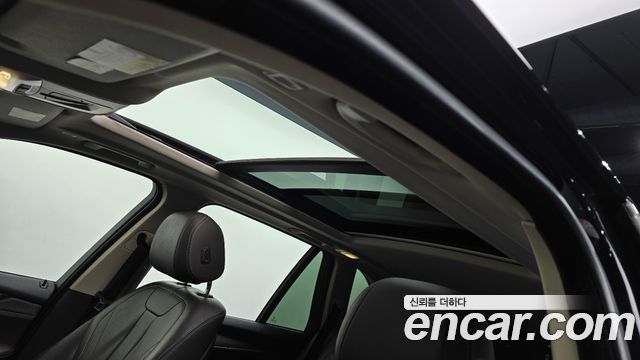 BMW X5 2018 — photo 27