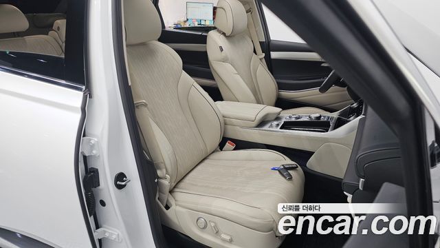 Genesis GV80 2023 — photo 18