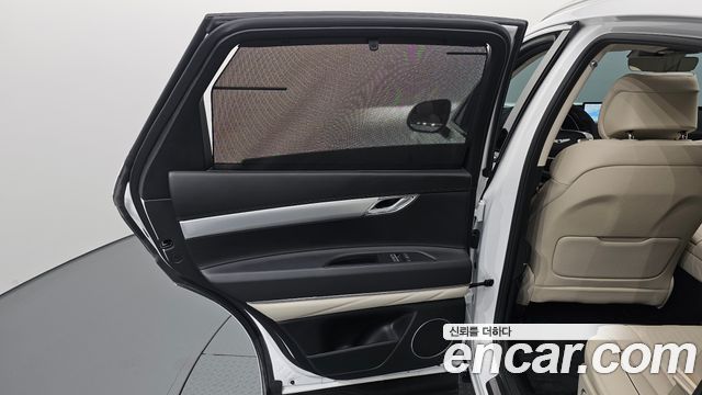 Genesis GV80 2023 — photo 15