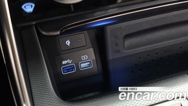 Genesis GV80 2023 — photo 34