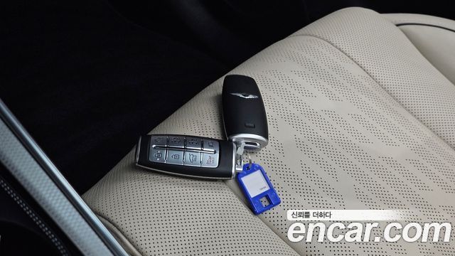 Genesis GV80 2023 — photo 36