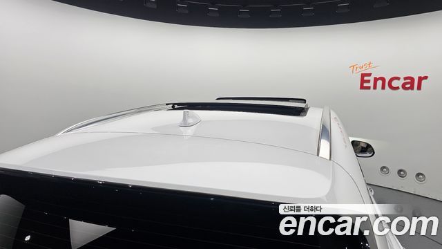Genesis GV80 2023 — photo 37