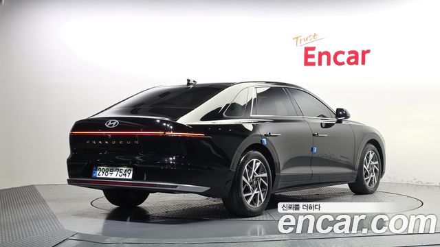Hyundai Grandeur 2023 — photo 2