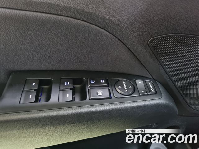 Hyundai AVANTE 2018 — photo 14