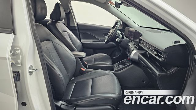 Hyundai Kona 2023 — photo 11