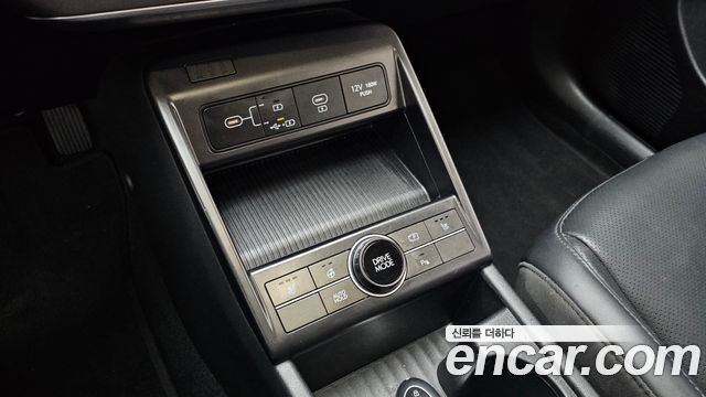 Hyundai Kona 2023 — photo 18