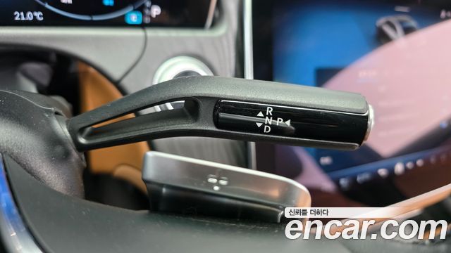 Mercedes-Benz E-Class 2024 — photo 12