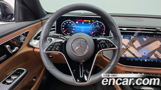 Mercedes-Benz E-Class 2024 — photo 19