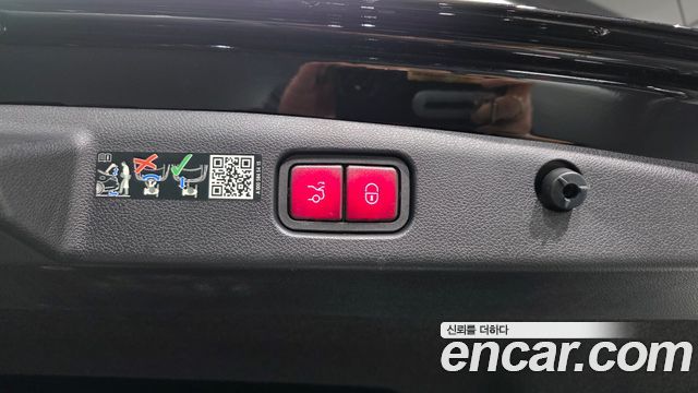 Mercedes-Benz E-Class 2024 — photo 31