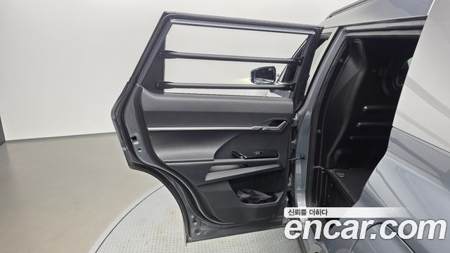 KG Mobility Torres 2024 — photo 15