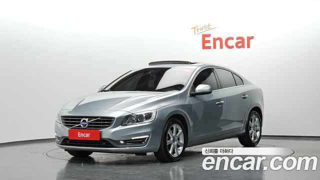Volvo S60 2016 — photo 1