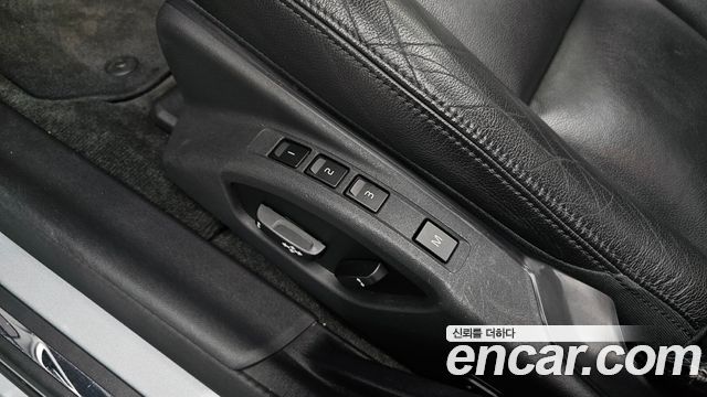 Volvo S60 2016 — photo 17