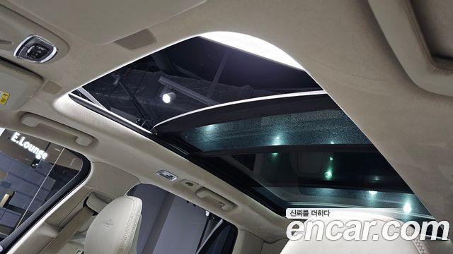 Volvo XC90 2017 — photo 18