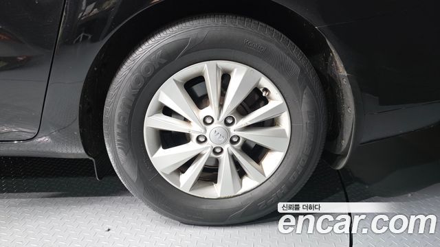 Kia Canival 2017 — photo 5