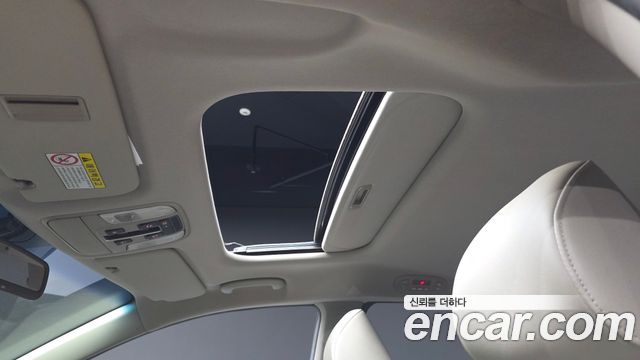 Kia Canival 2017 — photo 22
