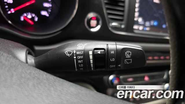 Kia Canival 2017 — photo 29