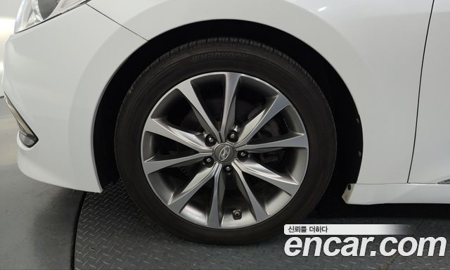 Hyundai Grandeur 2015 — photo 5