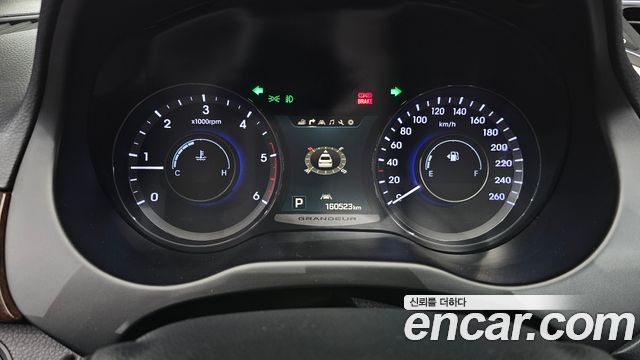 Hyundai Grandeur 2015 — photo 11
