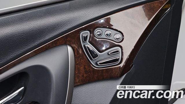 Hyundai Grandeur 2015 — photo 26